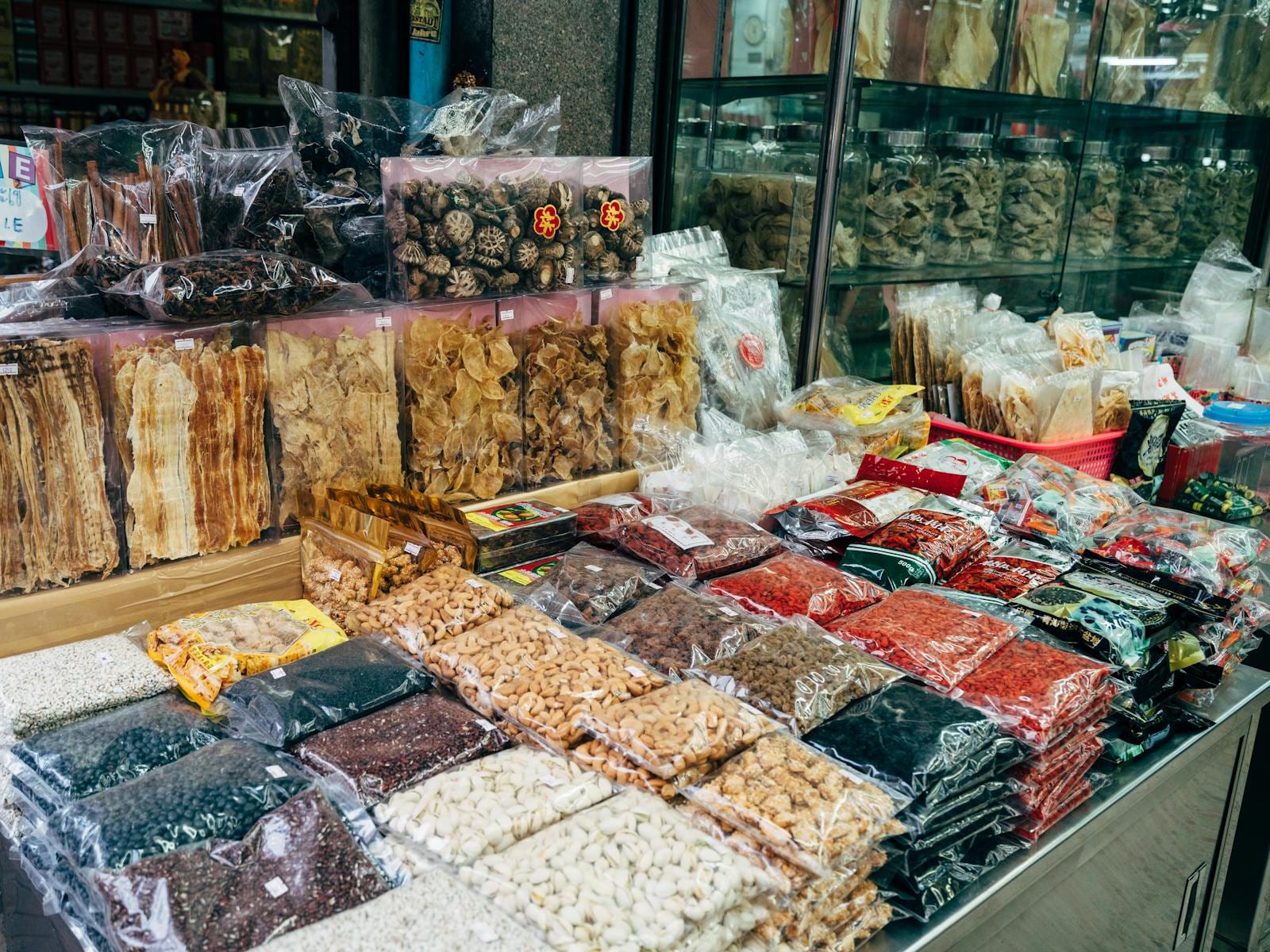 Produits africains et épices disponibles à Izmir